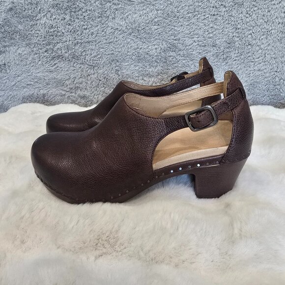 Dansko Sassy Milled Burnished Brown Leather Clog Heel Women's Size